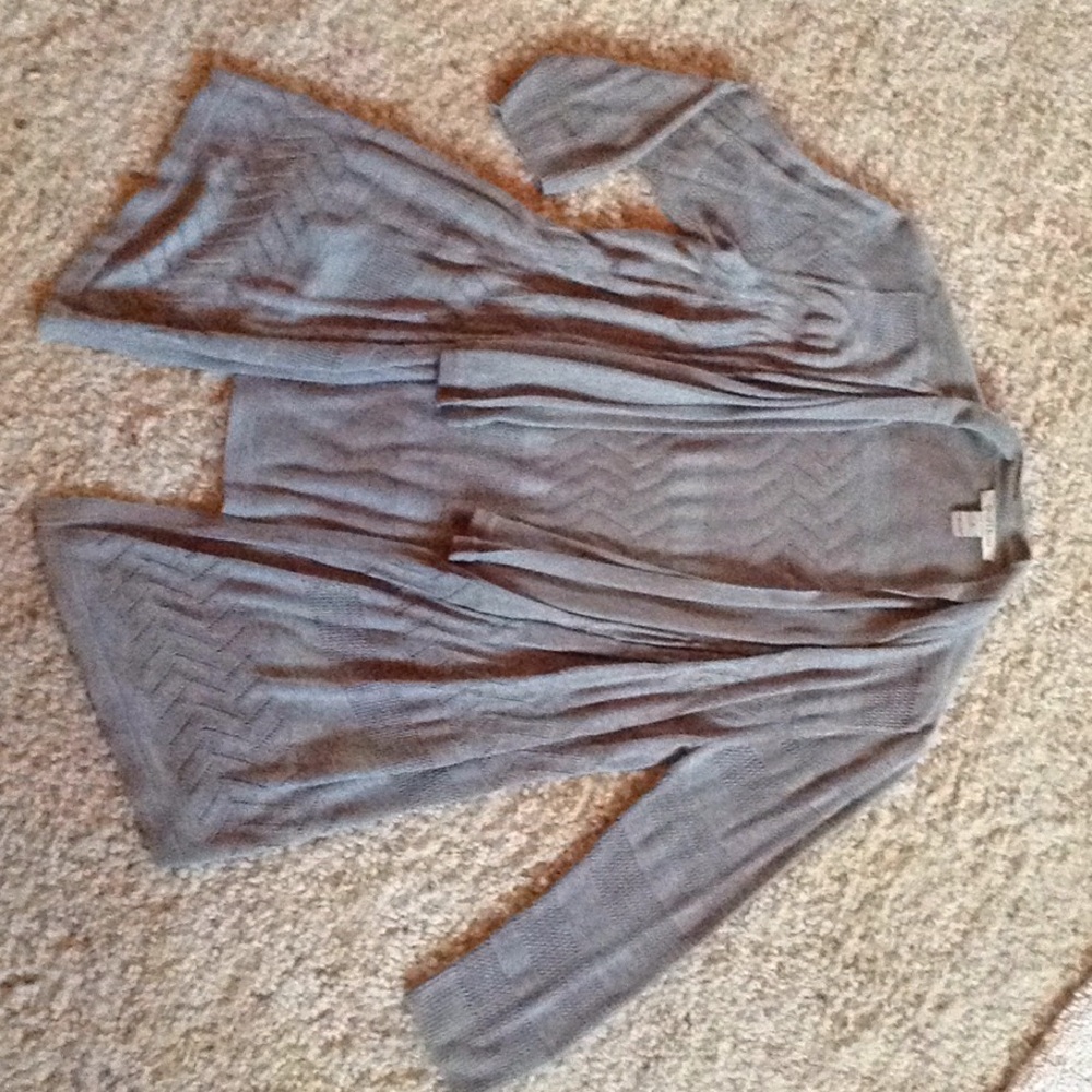WHBM Soft Gray Lightweight Sweater